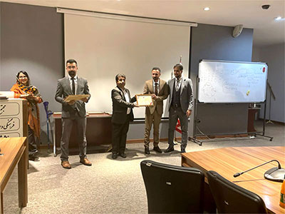 شرکت مالی و مهاجرتی پایش